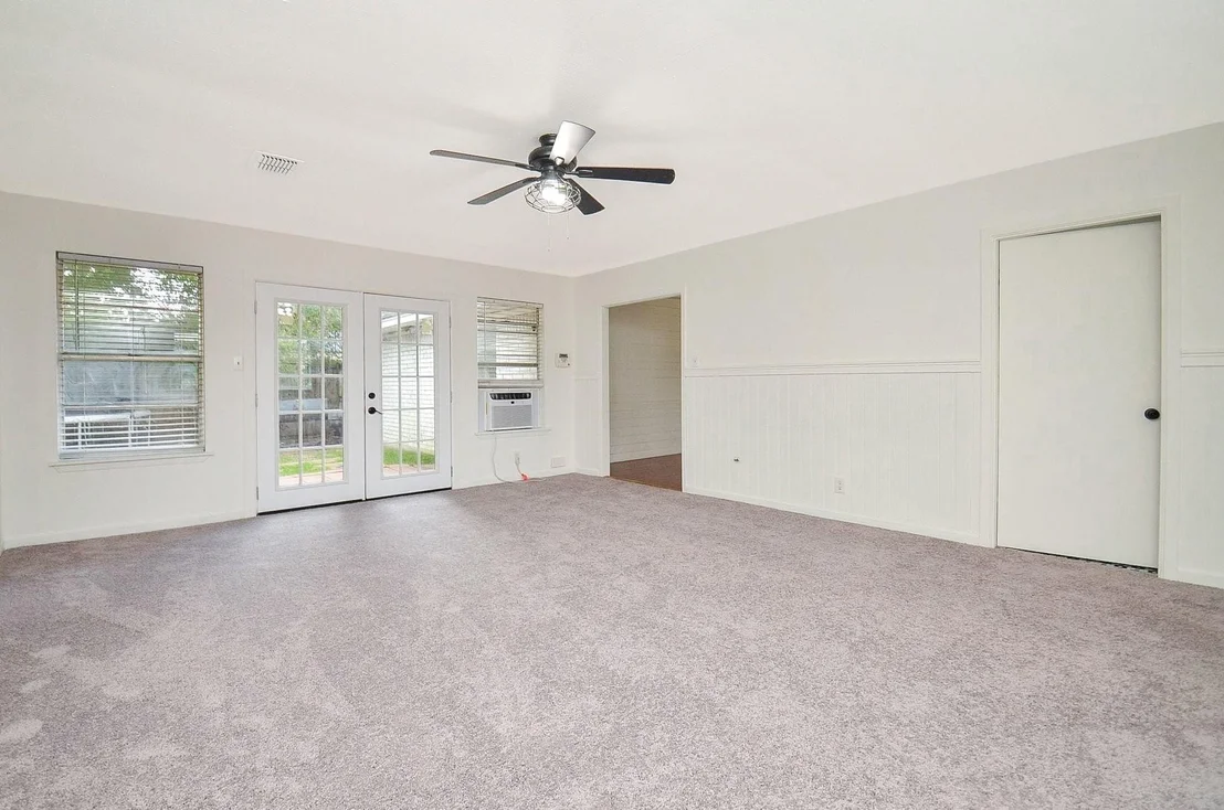 Photo of 9014 Langfield Road