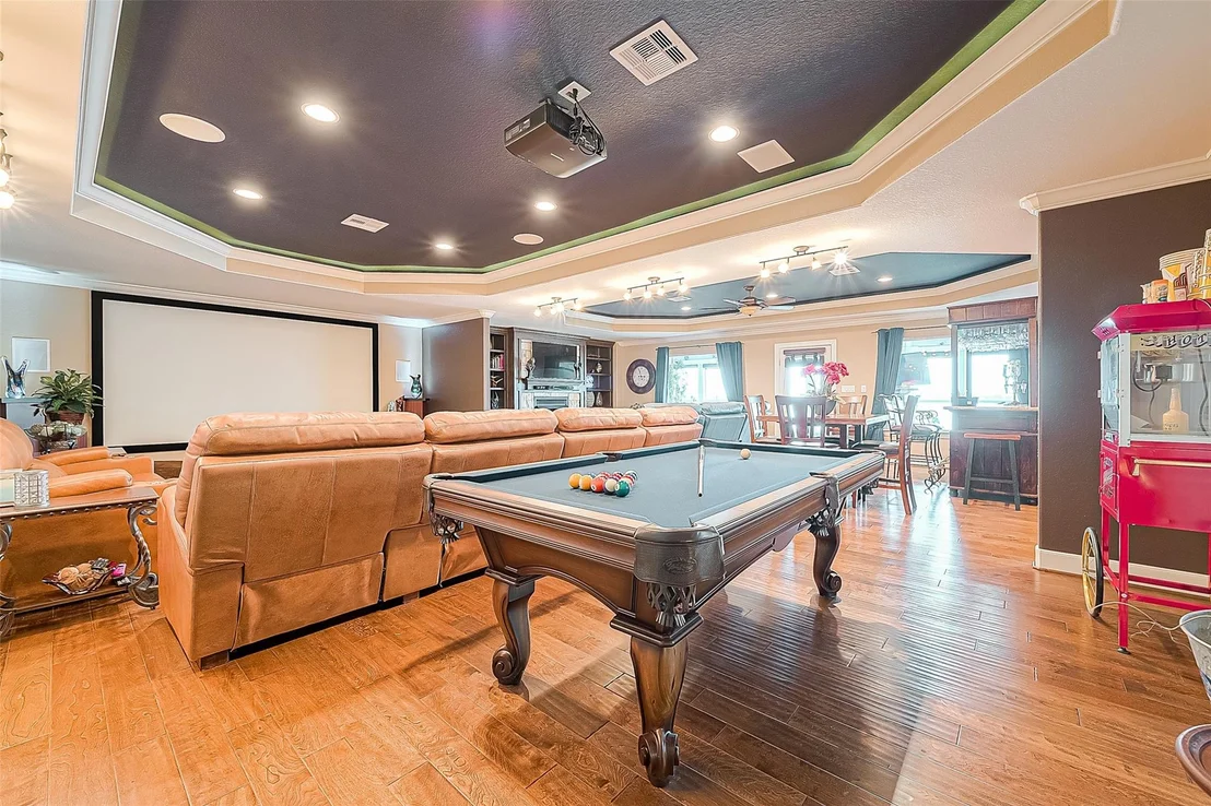 Photo of 792 W Bayshore Drive