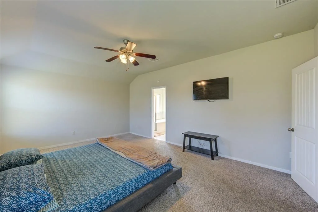 Photo of 9011 Hemlock Drive