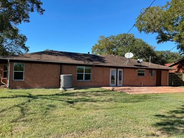 Photo of 2202 Larry Drive
