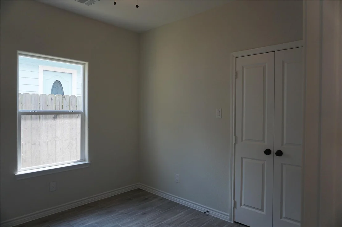 Photo of 9864 Arbor Oak Street