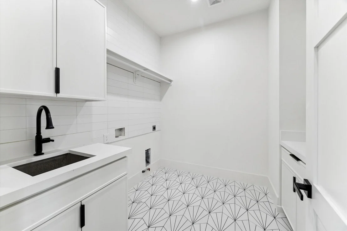 Photo of 616 Eleanor Street