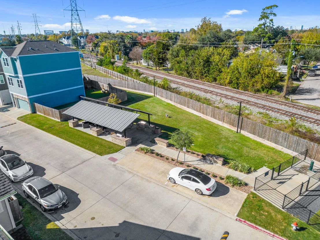 Photo of 5422 Oriente Lane
