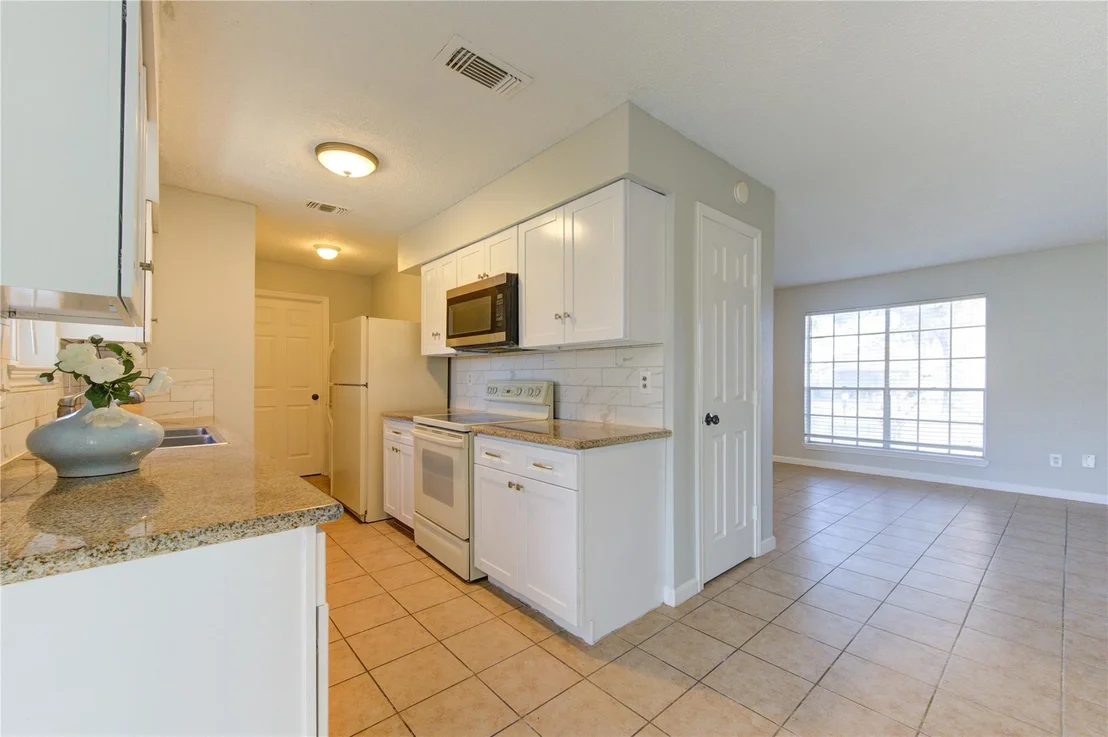 Photo of 6910 Navidad Road