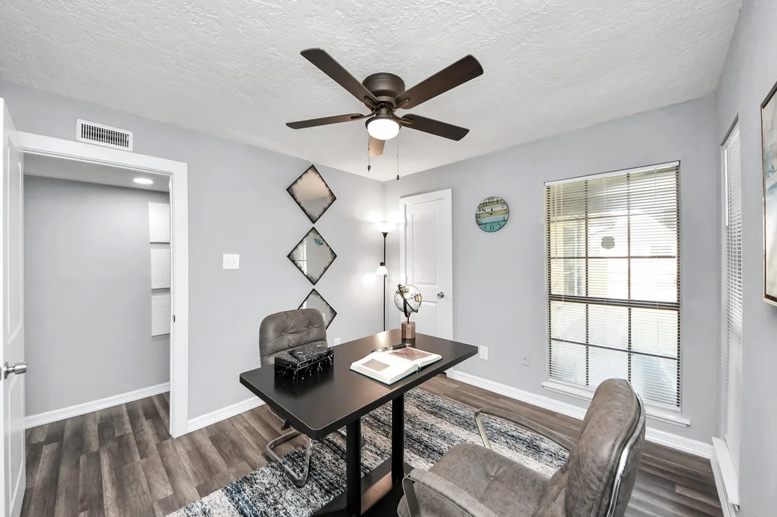 Photo of 16202 Bowridge Lane