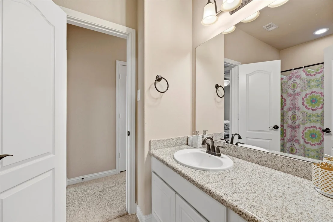 Photo of 19514 Meadow Lakes Drive