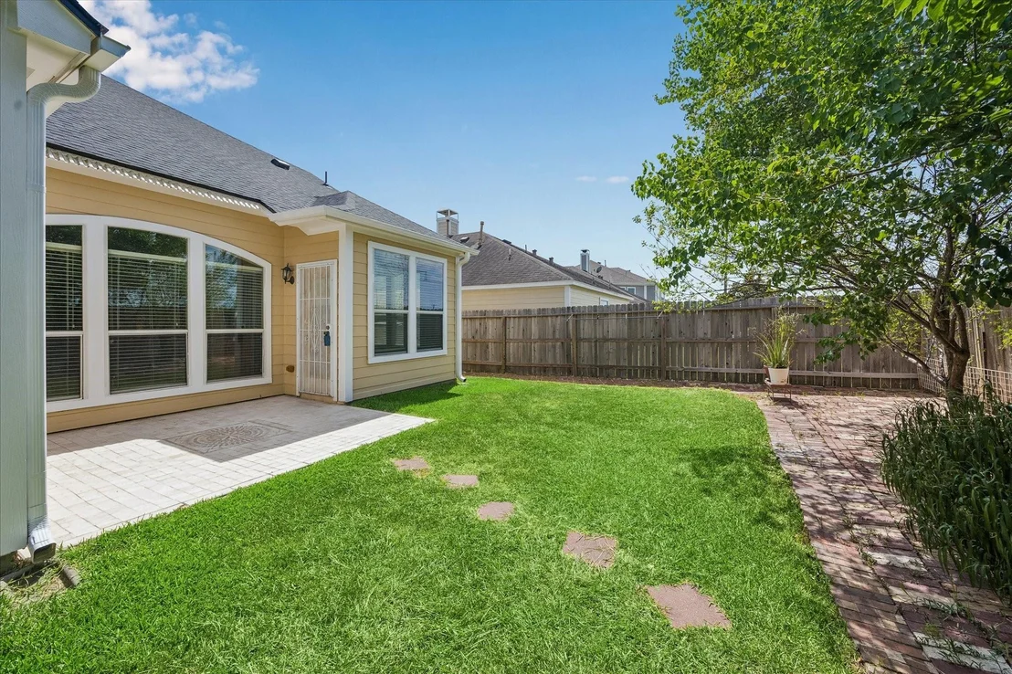 Photo of 22110 Guston Hall Lane