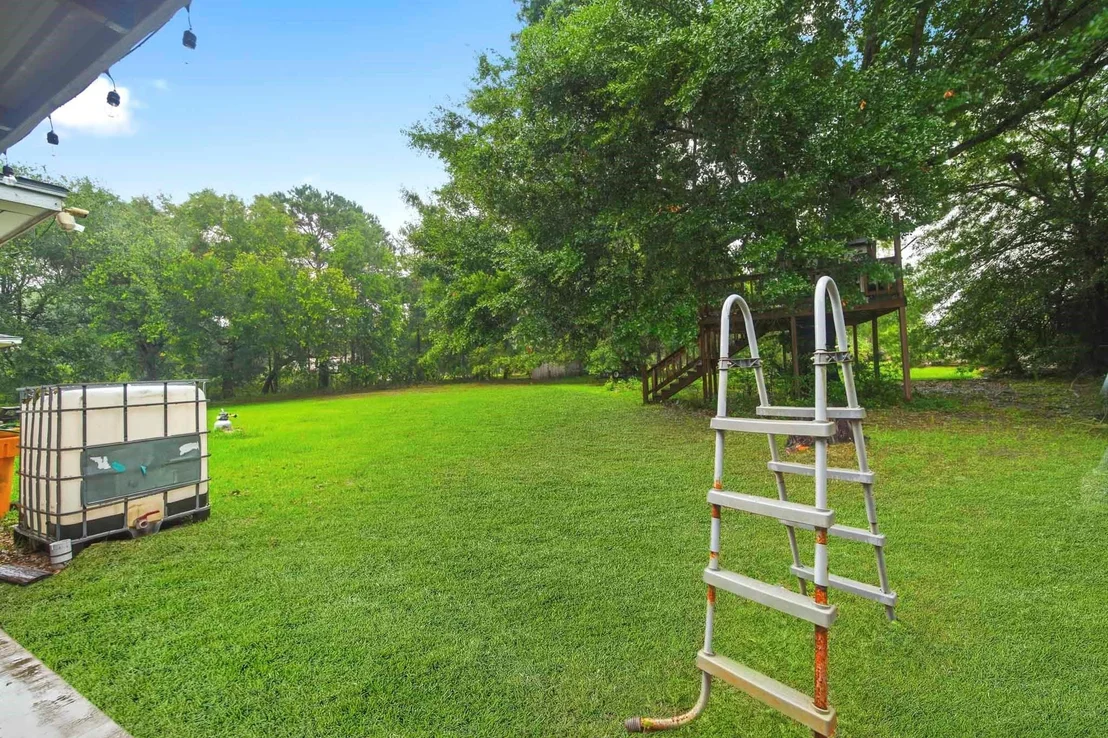 Photo of 731 Meneley Road