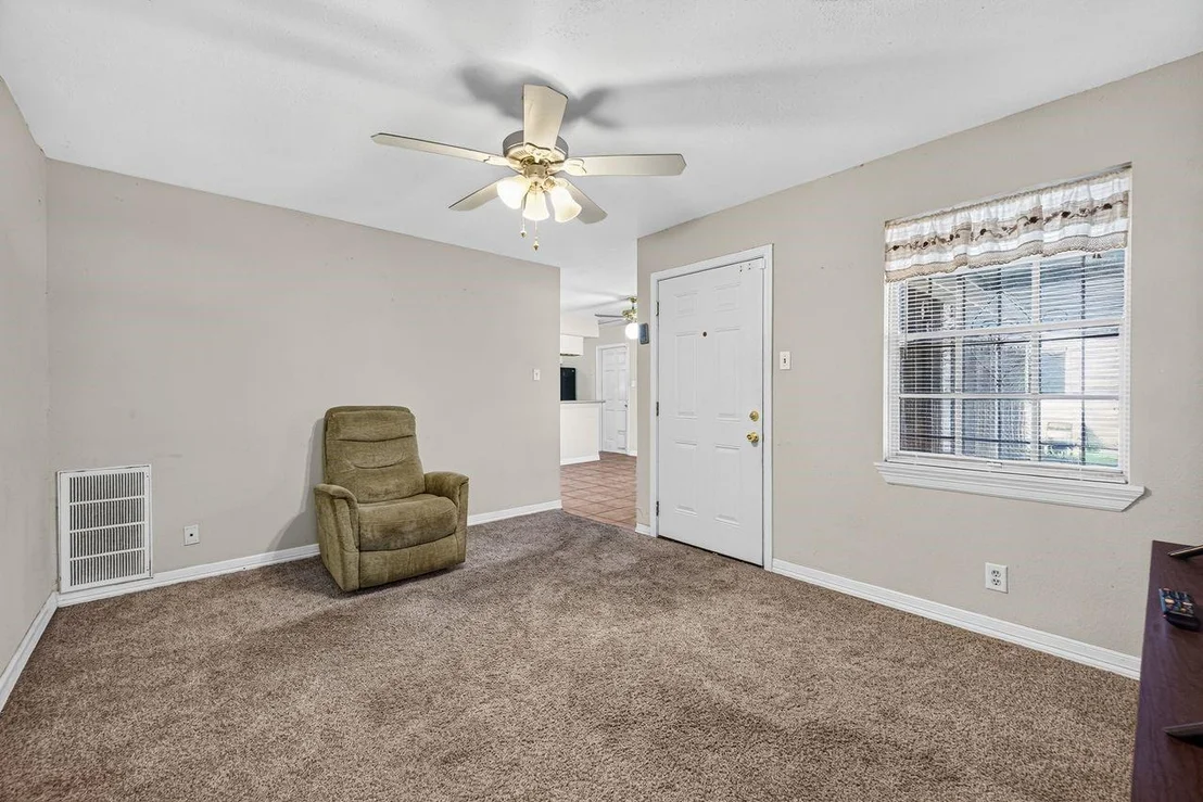 Photo of 1230 Hopper Road
