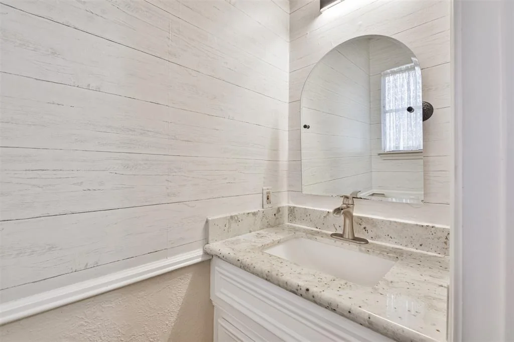 Photo of 6210 Meadowtrace Drive