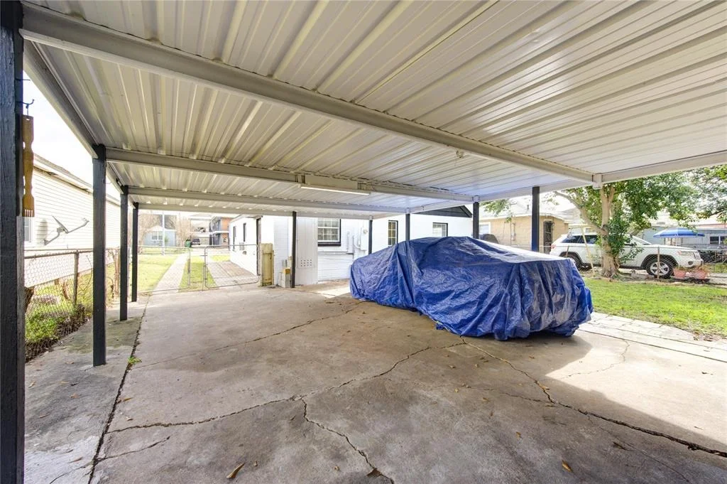Photo of 8243 Barkley Street