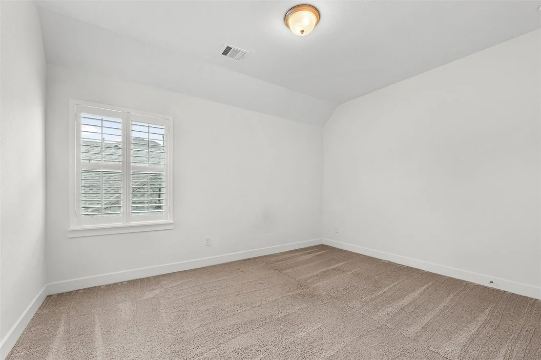 Photo of 28314 Emerald Bend