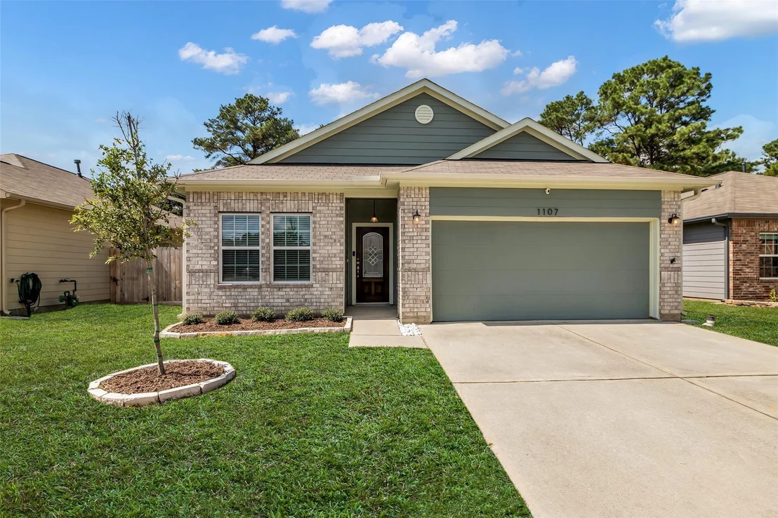 Photo of 1107 Grand Junction Drive