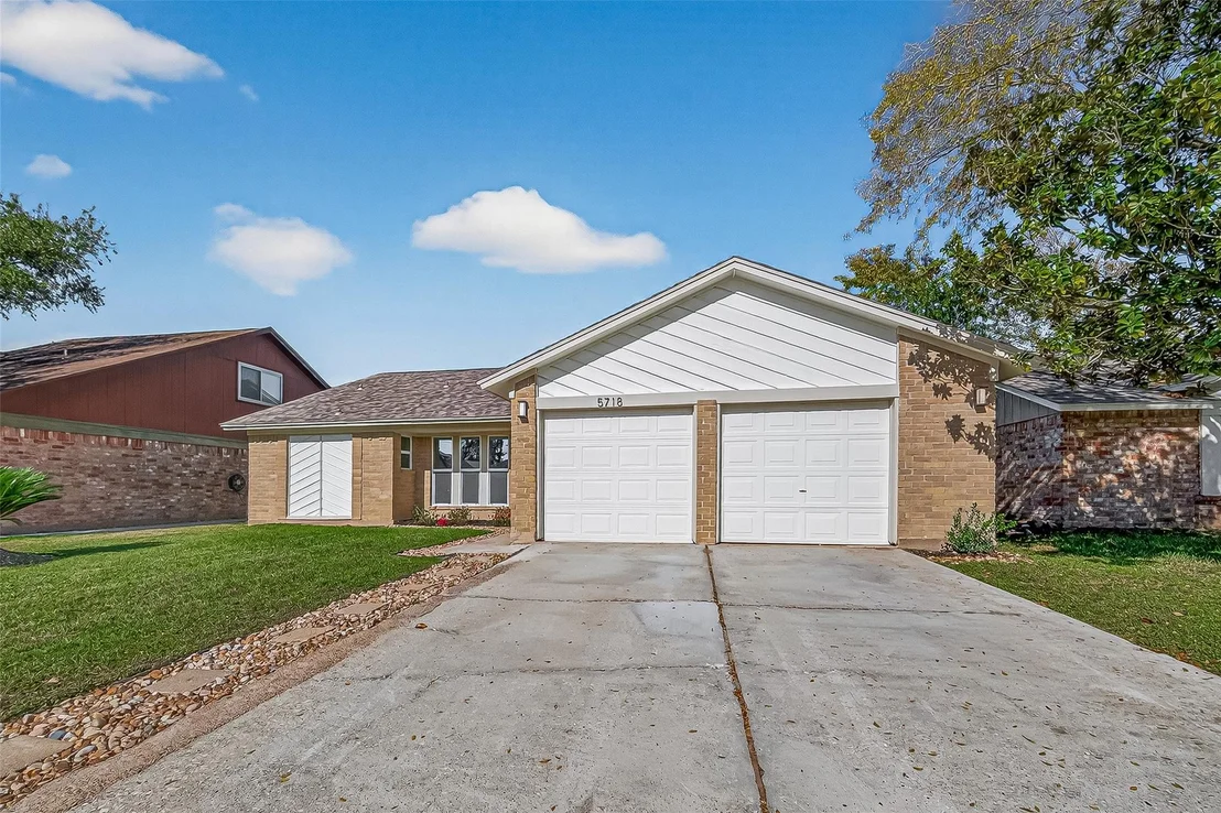 Photo of 5718 Longforest Drive