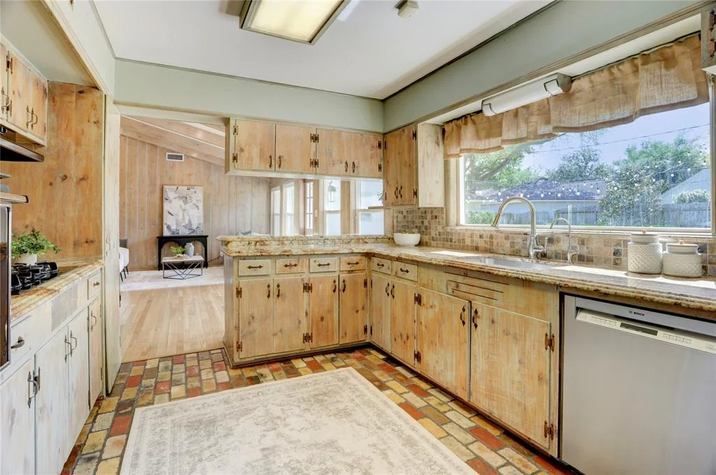 Photo of 9214 Linkmeadow Lane