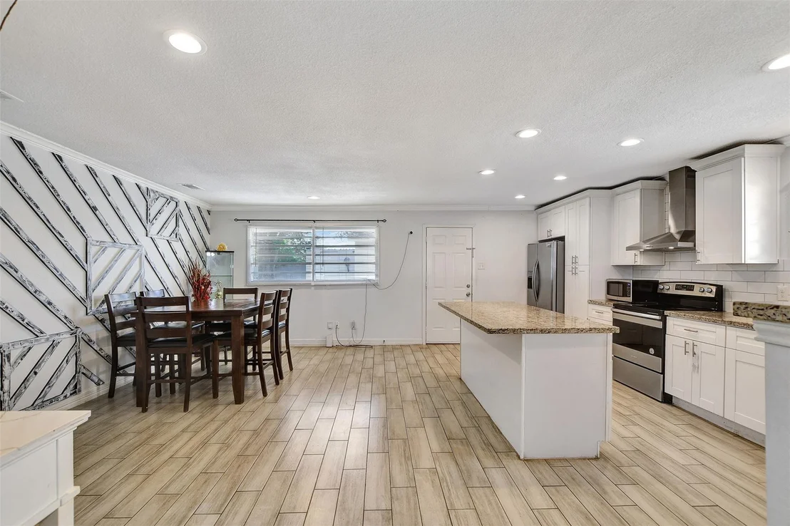 Photo of 8314 Albacore Drive