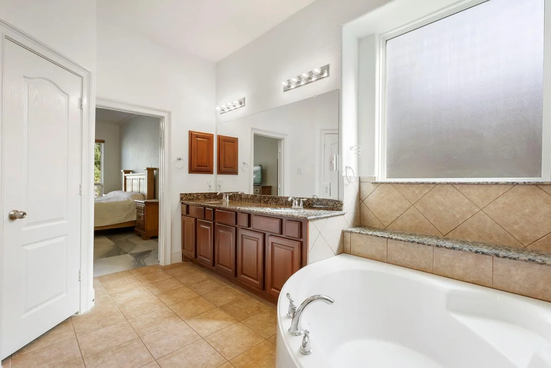 Photo of 10 Sagamore Ridge Place