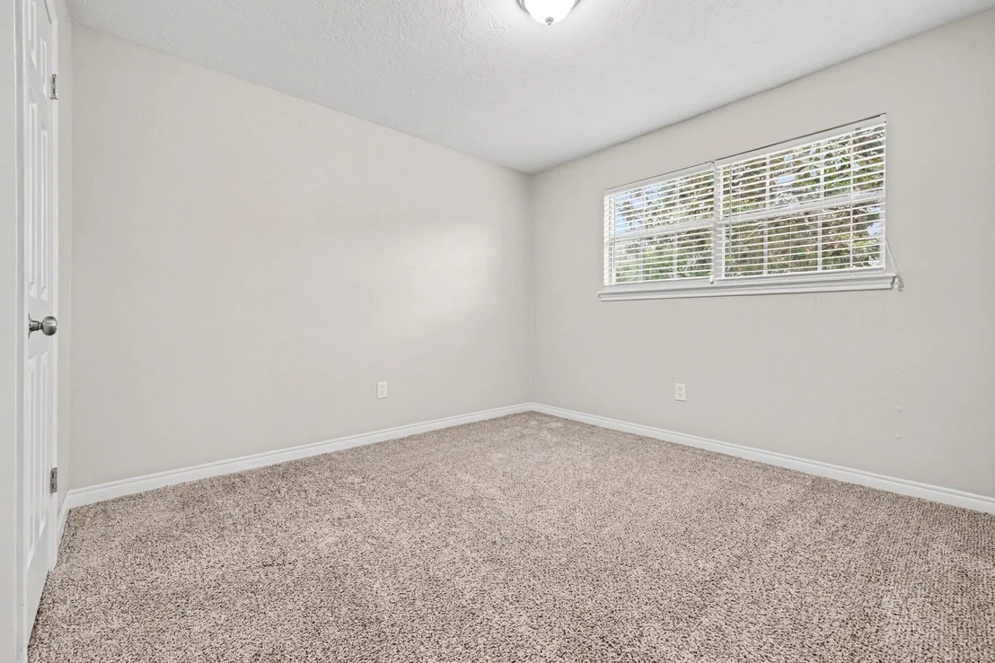 Photo of 107 Carriage Lane