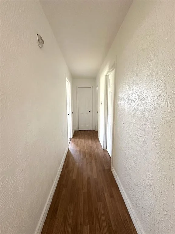 Photo of 1045 Cook Road
