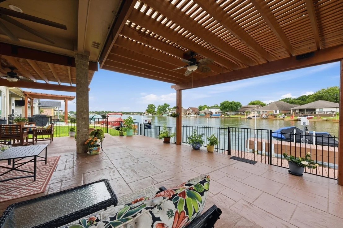 Photo of 13681 Lakeside Place Drive