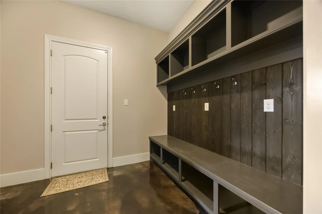 Photo of 12122 Hawthorne Drive