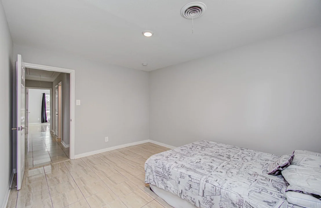 Photo of 8530 Rowan Lane