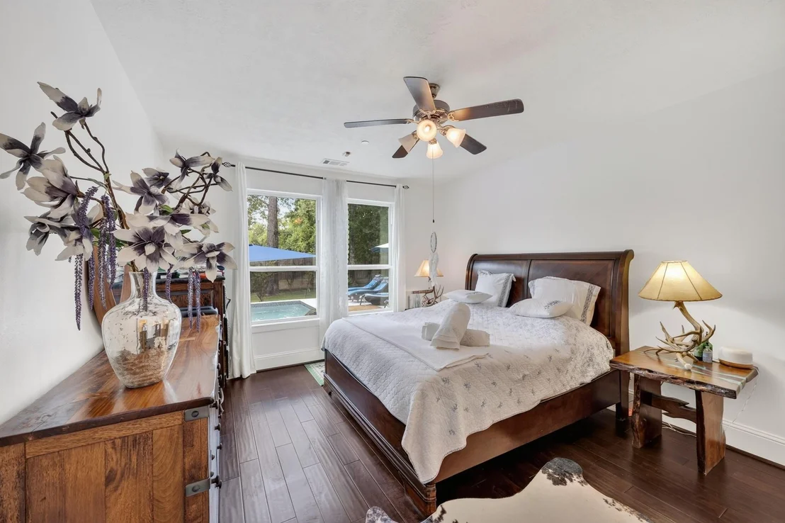 Photo of 335 Voss Road