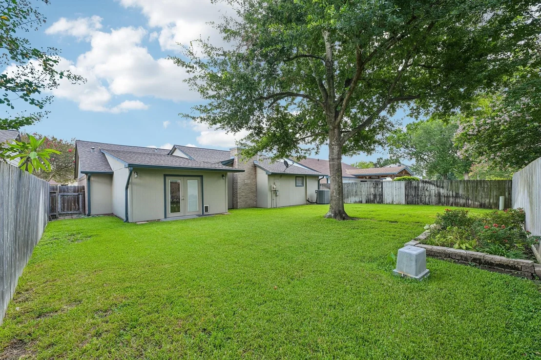 Photo of 18015 Forest Cedars Drive