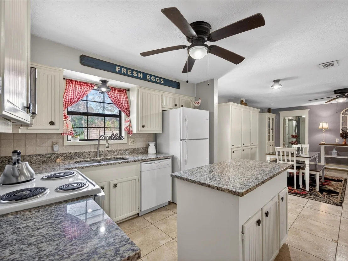 Photo of 10277 Champion Forest Loop