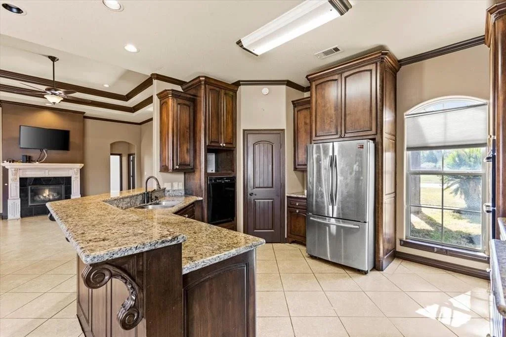 Photo of 628 Frontier Drive