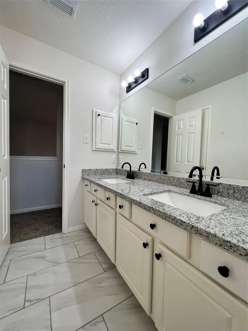 Photo of 8726 Bridge Park Drive