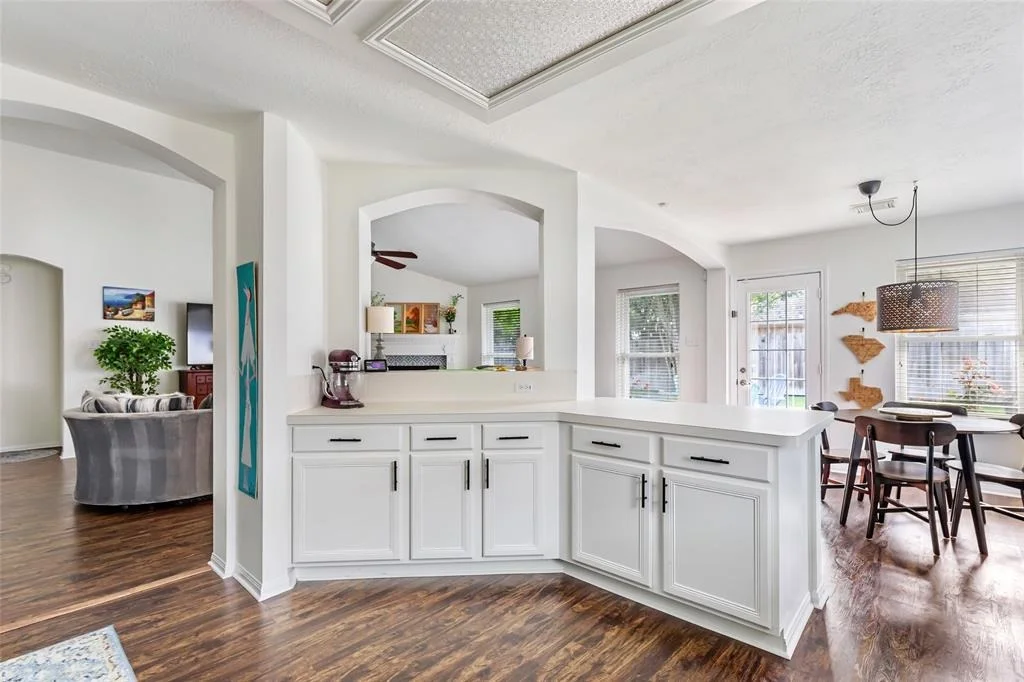Photo of 18050 Landing Brook Drive