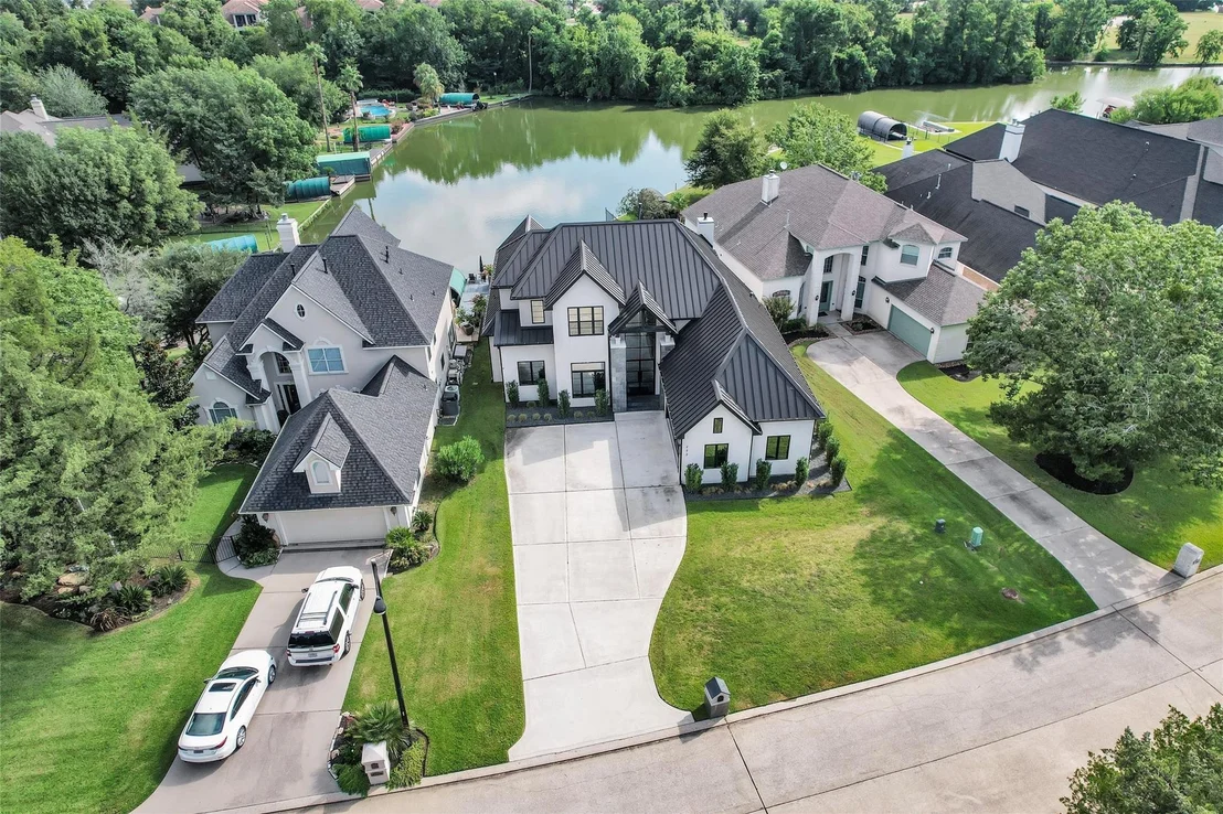 Photo of 233 Blue Heron Drive