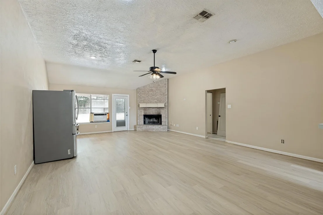 Photo of 221 Tupelo Lane