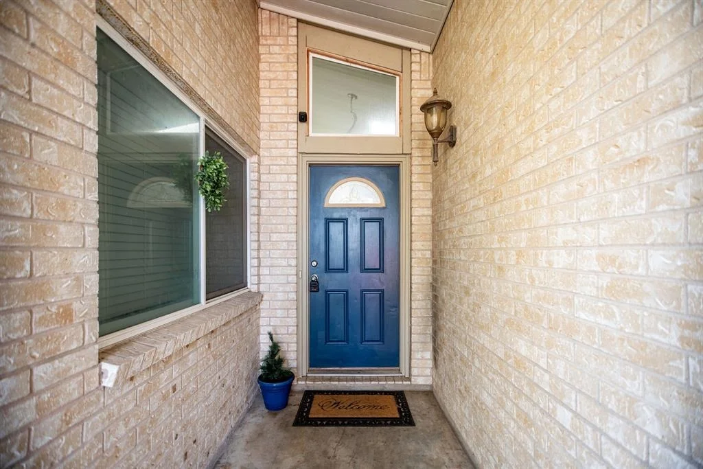 Photo of 120 Del Mar Drive