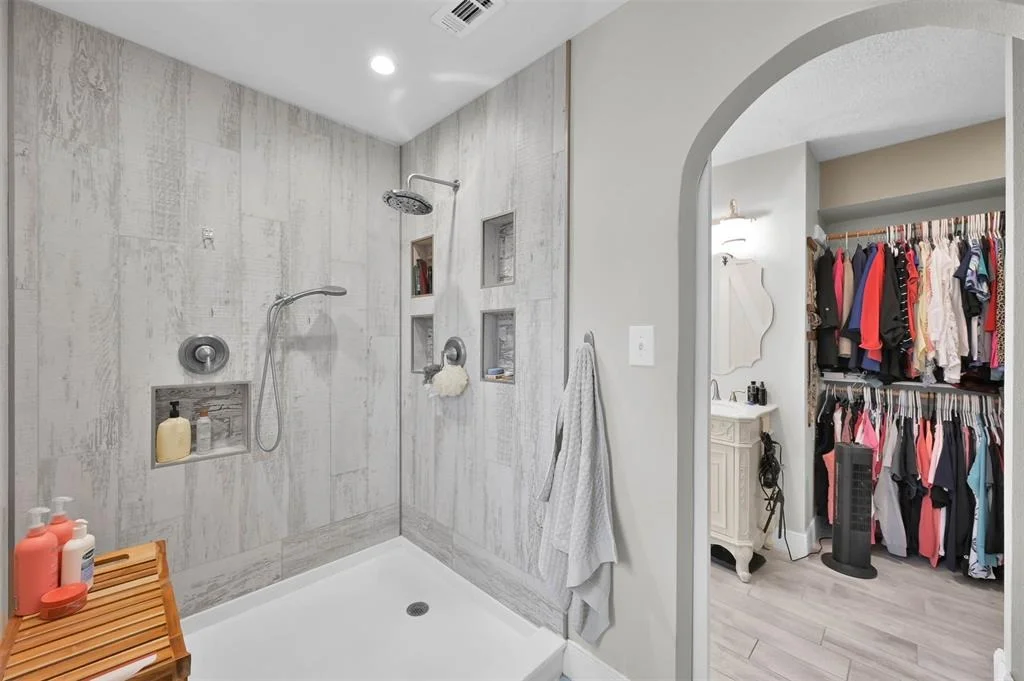 Photo of 39 Westwood Drive W