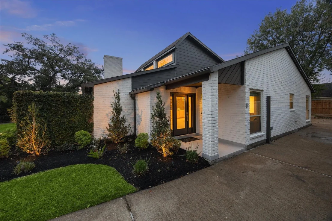 Photo of 3210 Freshmeadows Drive