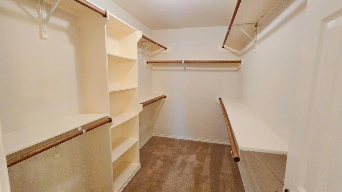 Photo of 702 River Delta Lane