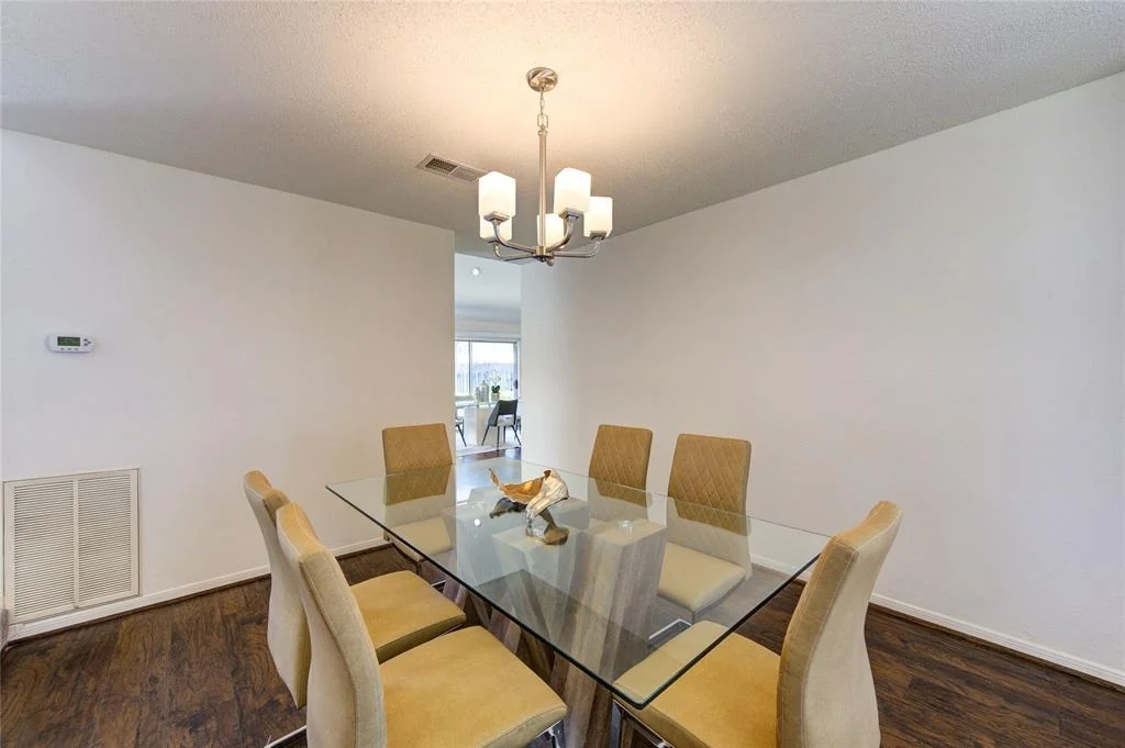 Photo of 1522 Beaconshire Road