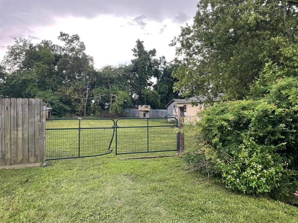 Photo of 207 Texas Street