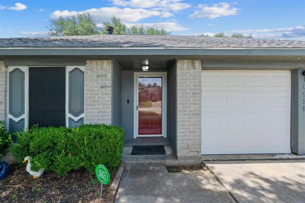 Photo of 10929 Birch Drive