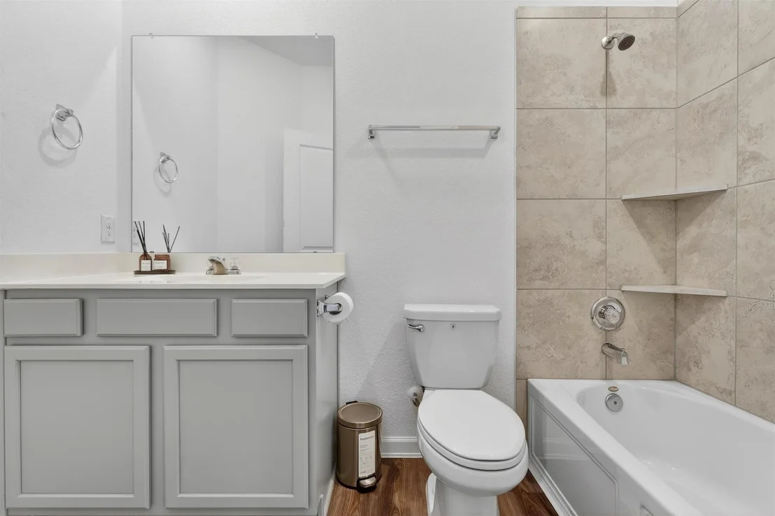 Photo of 4822 Chestnut Valley Lane