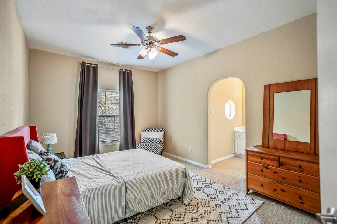 Photo of 10203 Earlington Manor Drive