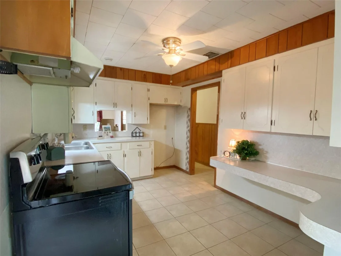 Photo of 632 Kyle Street