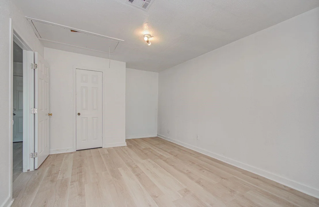 Photo of 7622 Delavan Drive