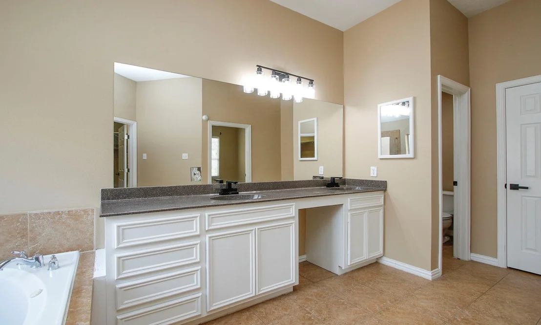 Photo of 2914 Silverwood Park Lane