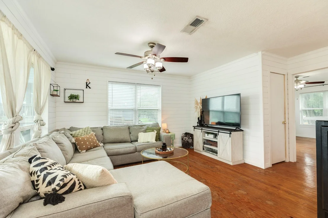 Photo of 6840 County Road 659