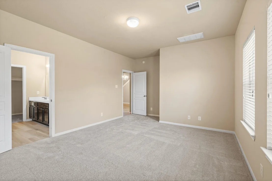 Photo of 6903 Silver Trace Court