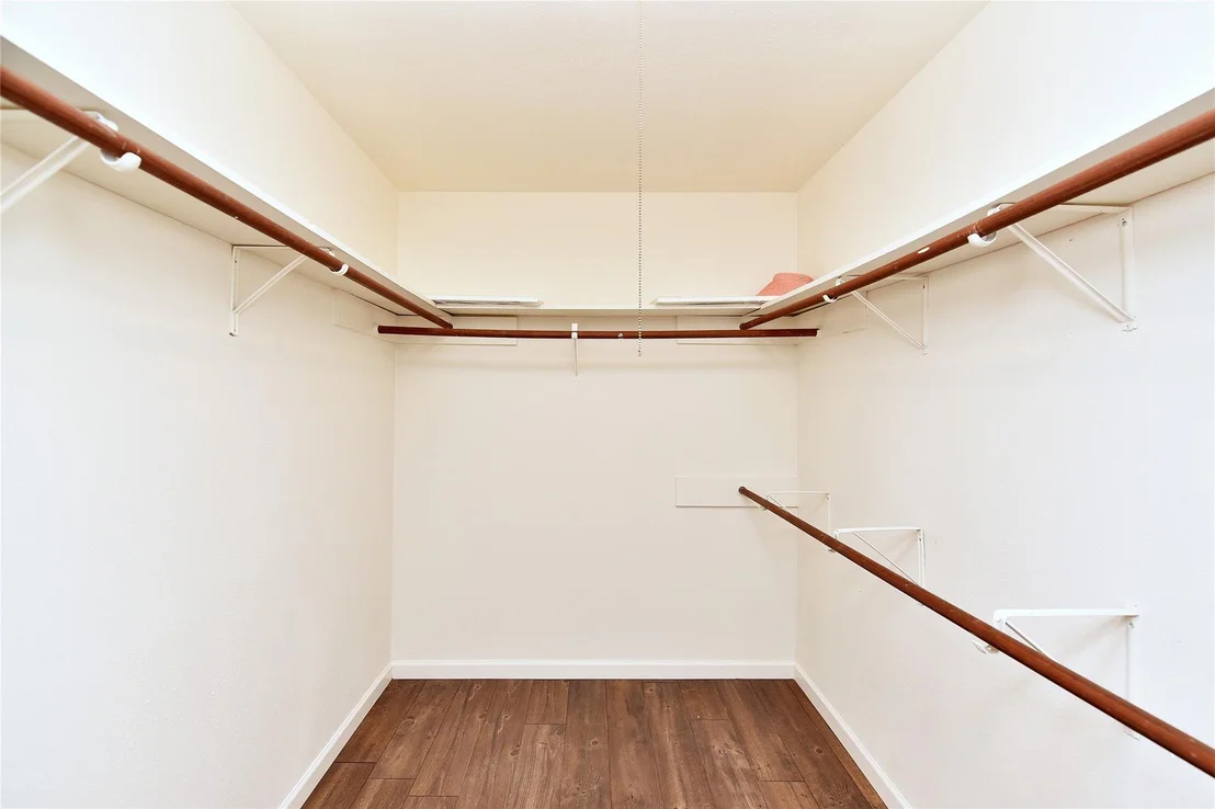 Photo of 16007 Ridgegreen Drive