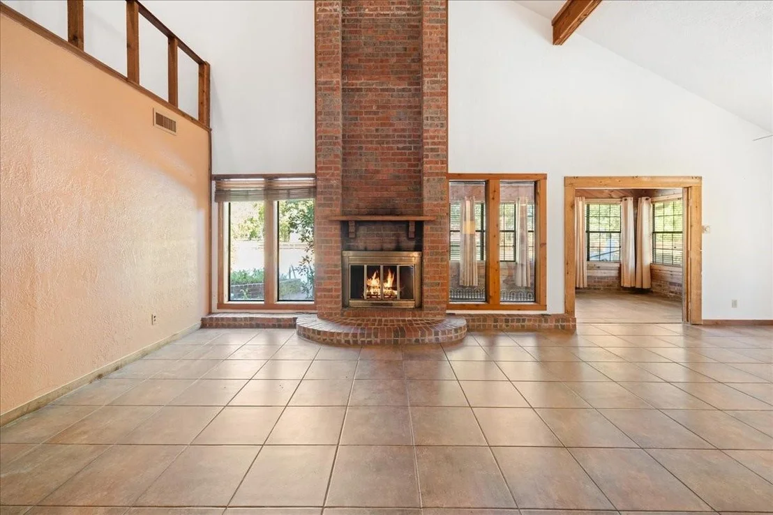 Photo of 642 Meadow Lane